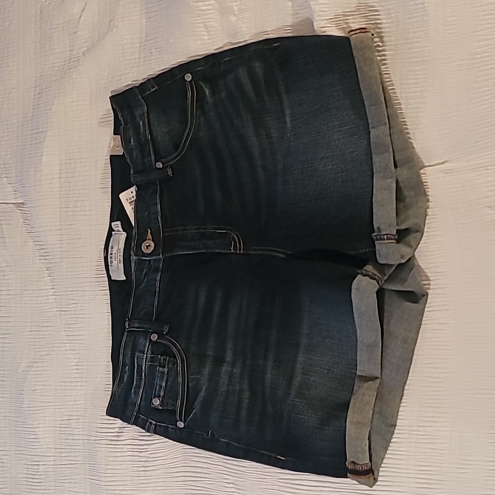 Torrid Denim Shorts with Rolled Hem Keep it 100 Size 16